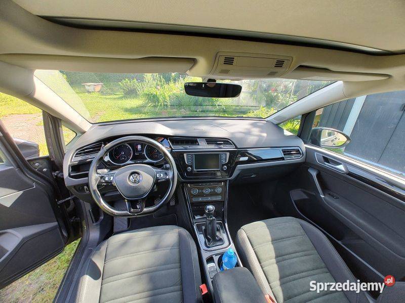 VW TOURAN 2016 16 TDI panorama aktywny tempomat aluminiowe felgi Lubliniec