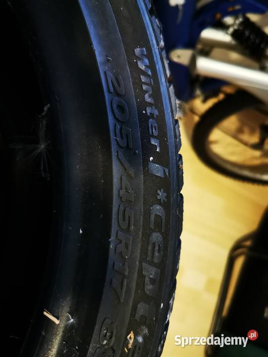 Sprzedam opony zimowe HANKOK 205 45 17