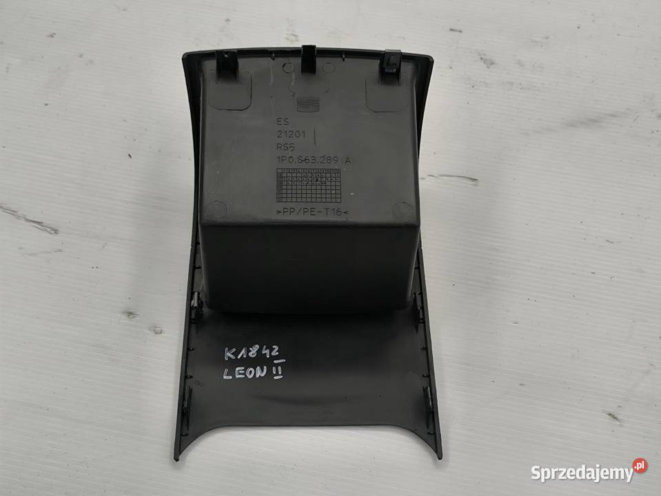 SCHOWEK TUNELU SEAT LEON II 1P0863289A Schowki, półki