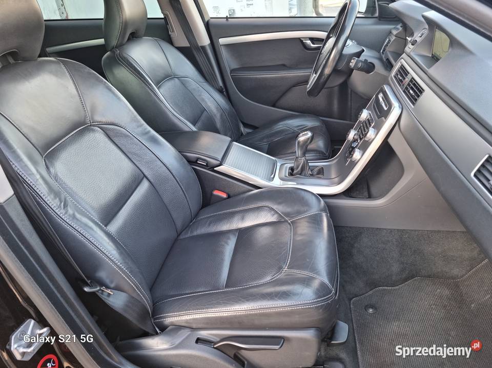 Volvo V70 20 D3 150 skóra nawigacja alufelgi mazowieckie Płońsk sprzedam