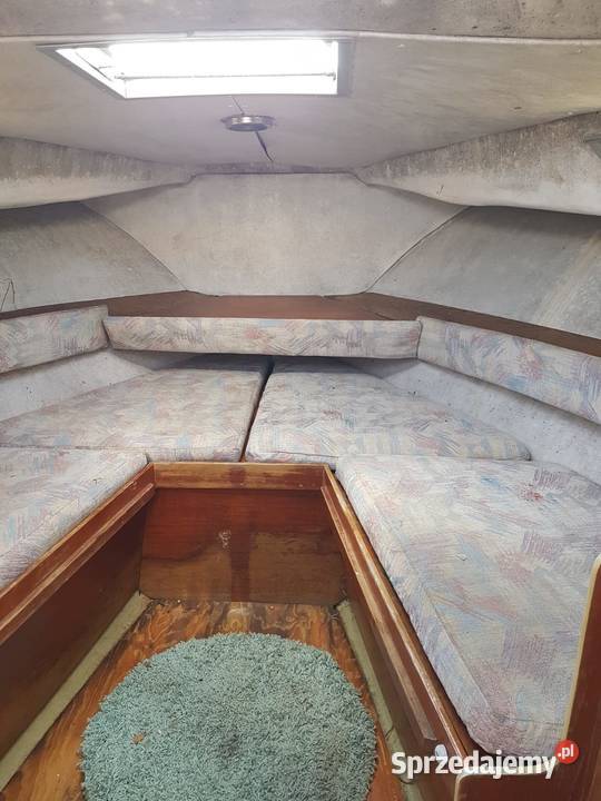 Komfortowy jacht motorowy FJORD DC 24 TUNING Kalety