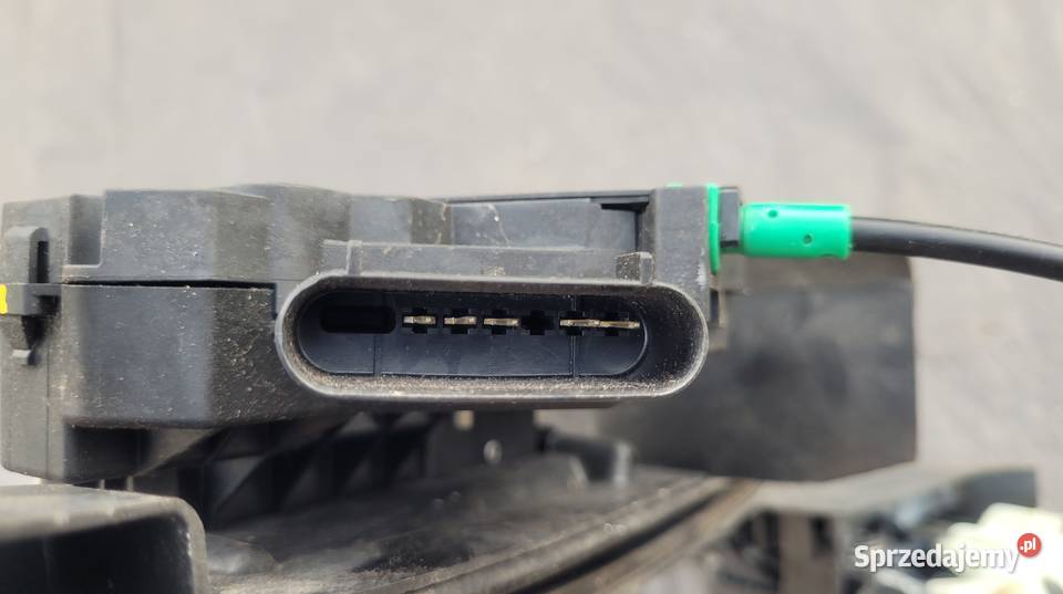 FORD FOCUS MK3 ZAMEK DRZWI LEWY PRZÓD osobowe śląskie Ruda Śląska