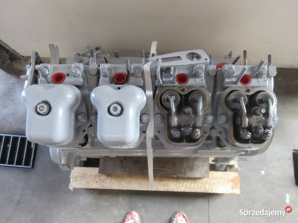 SILNIK HATZ 4L42C 4 CYL POJEMNOŚĆ 34 L 45KW Rok produkcji 2012 Mojusz