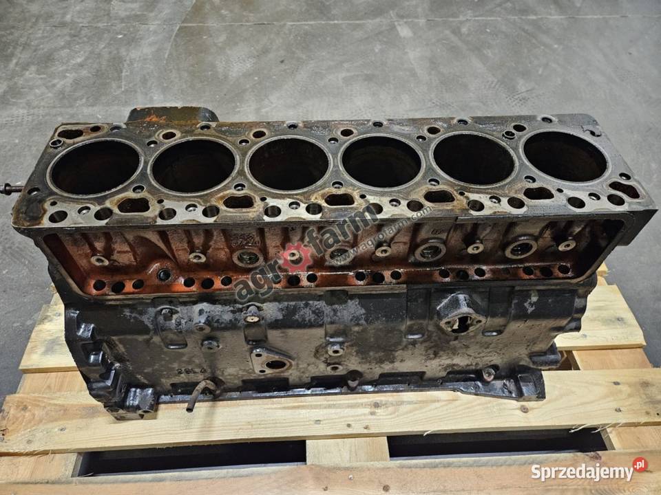 Blok silnika Case 5150 5130 5140 Byków