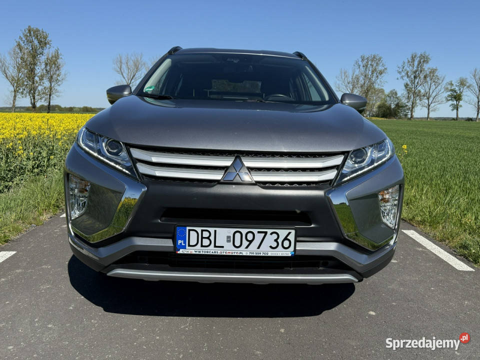 Mitsubishi Eclipse Cross 15 benzyna 163 134 LED światła do jazdy dziennej
