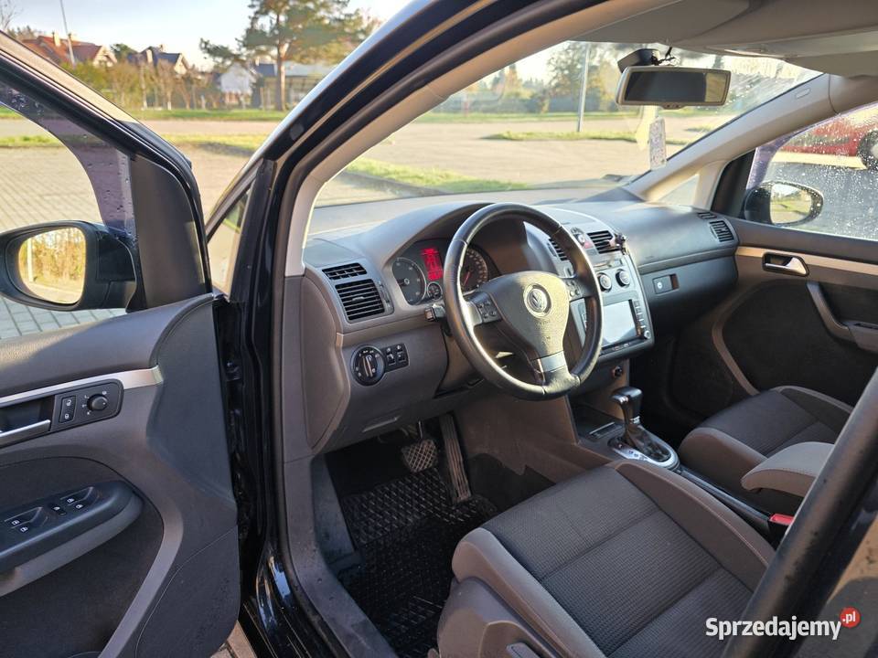 Vw Touran Lift 20Tdi Dsg 7 miejsc isofix Touran