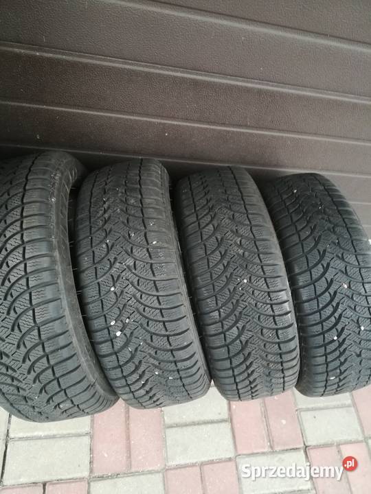 Opony zimowe 18555 R 15