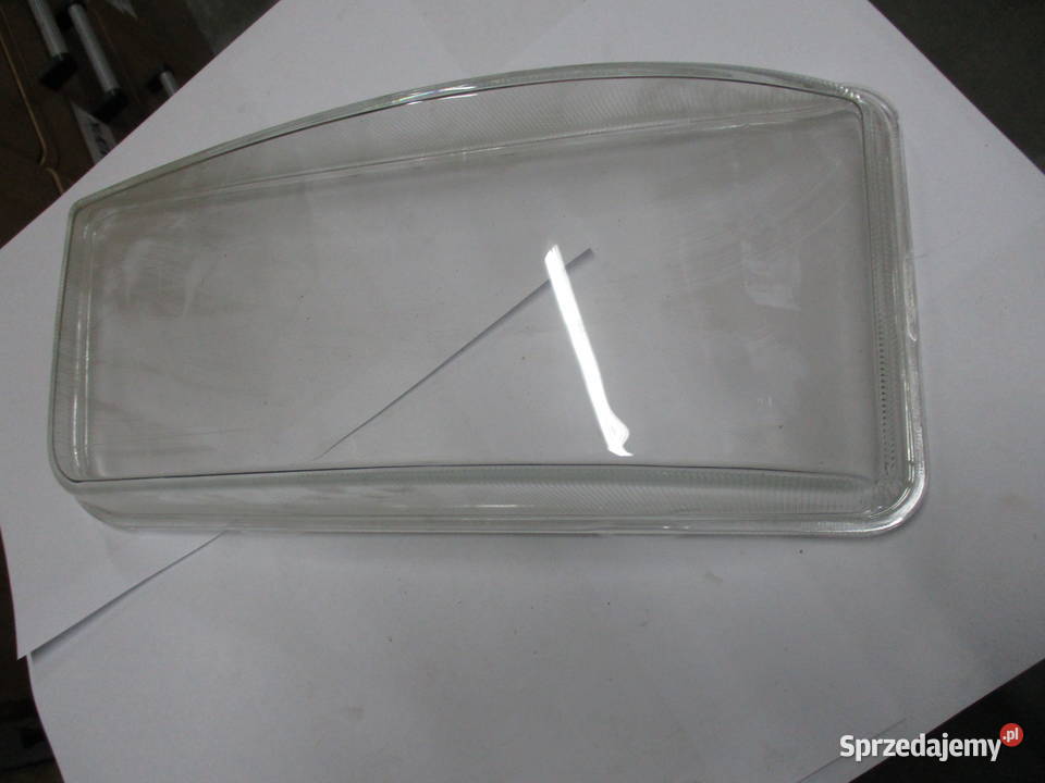 Klosz reflektora prawy Man 81251100081 Mogilno