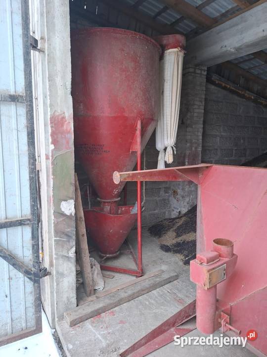 Mieszalnik pasz śrutownik kosz zasypowy nieuszkodzony Komarówka Podlaska