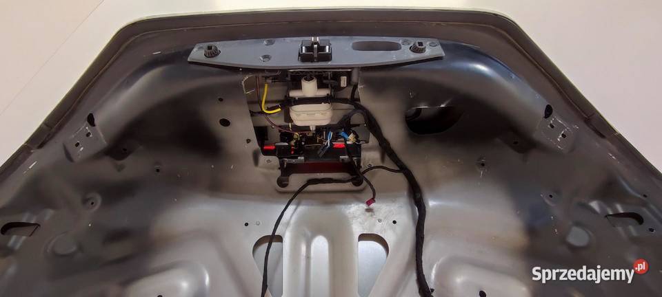 MERCEDES SL R230 KLAPA BAGAŻNIKA 744 A2307500675