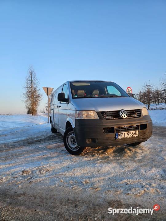 Transporter T5 nieuszkodzony Grójec