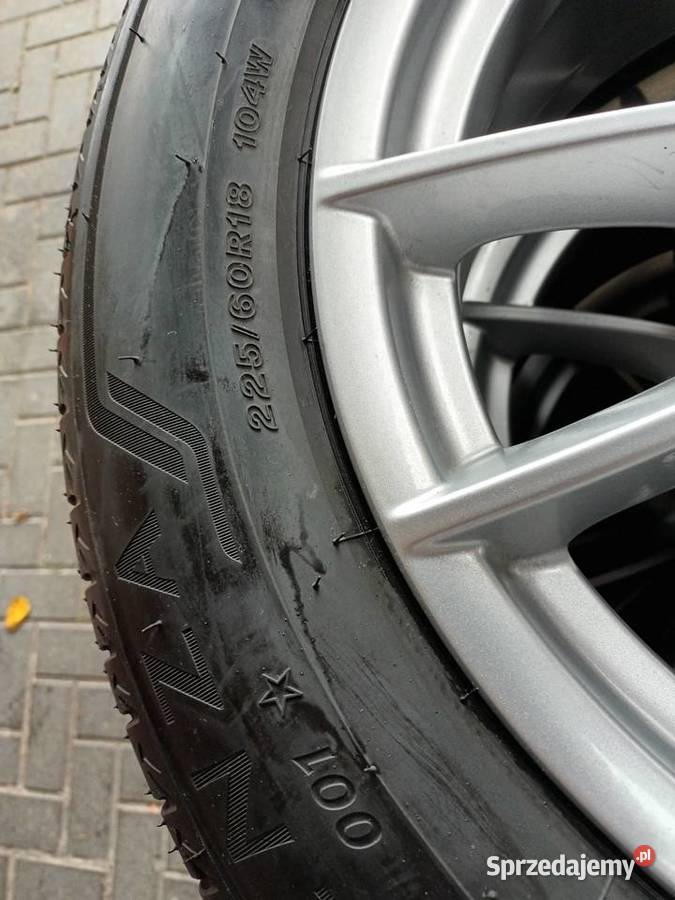 Opony letnie 4 Bridgestone 225 60 18 104W stan Bridgestone Samochodowe warmińsko-mazurskie Olsztyn