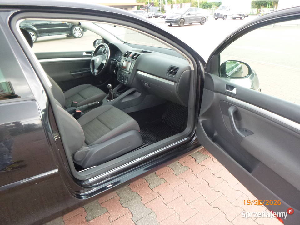 Volkwagen GOLF 16 MPI BLACHARCE PROGÓWNAVI MFD2 mazowieckie Warszawa