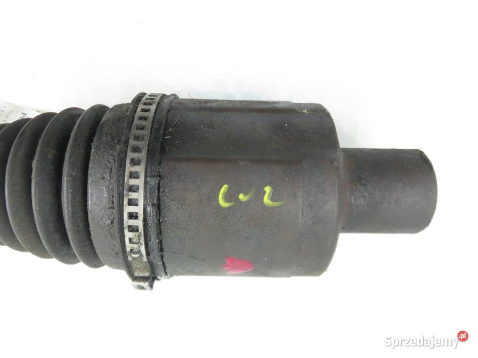 PÓŁOŚ PRAWA PRZEDNIA DACIA DUSTER 16 16V 4x4 osobowe sprzedam