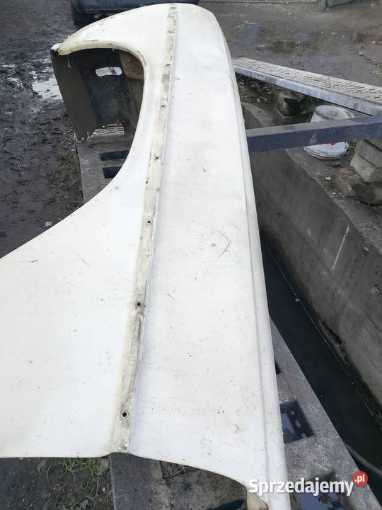 Sprzedam błotnik Mercedes 114 115 pierwsza seria Błotniki śląskie Suszec