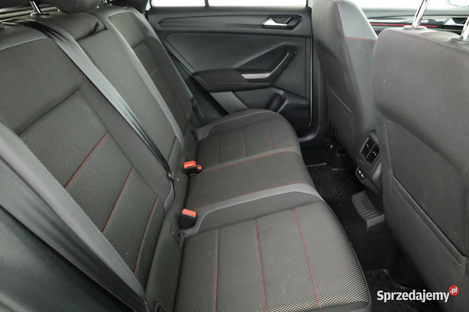VW TRoc 15 TSI nieuszkodzony