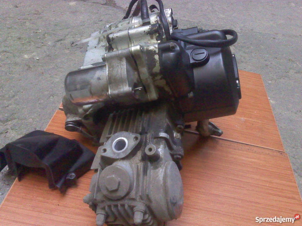 Silnik 50 do chińskiego motoroweru silniki i osprzęt Łódź