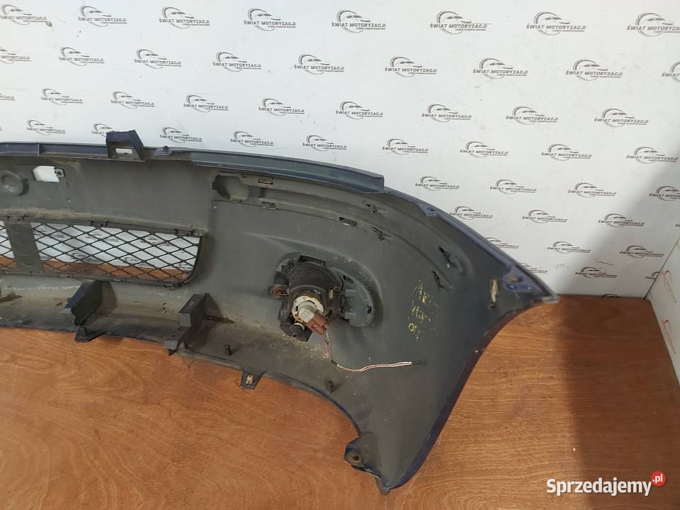 TOYOTA YARIS I zderzak przód 5311252090 osobowe Kielce