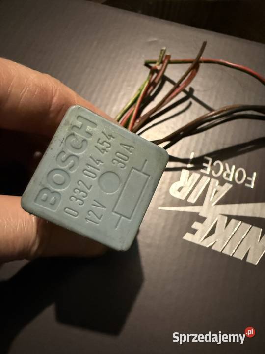 Oryginalny przekaźnik BMW E12 E28 E30 30 amp osobowe Mszana