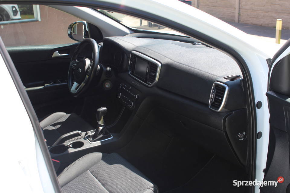 Kia Sportage 2019r 16 CRDI Polift Stan Zamiana biały Rumia