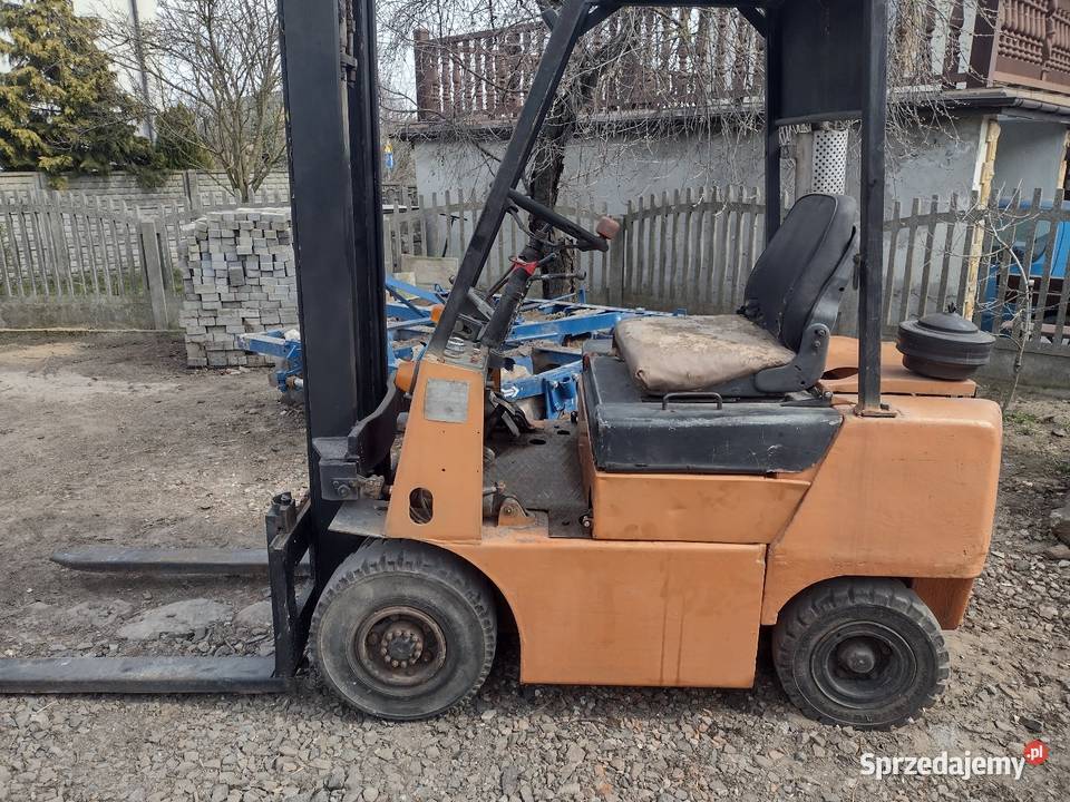 Wózek widłowy bułgar DV 1661 Perkins 3 Tomaszów Mazowiecki