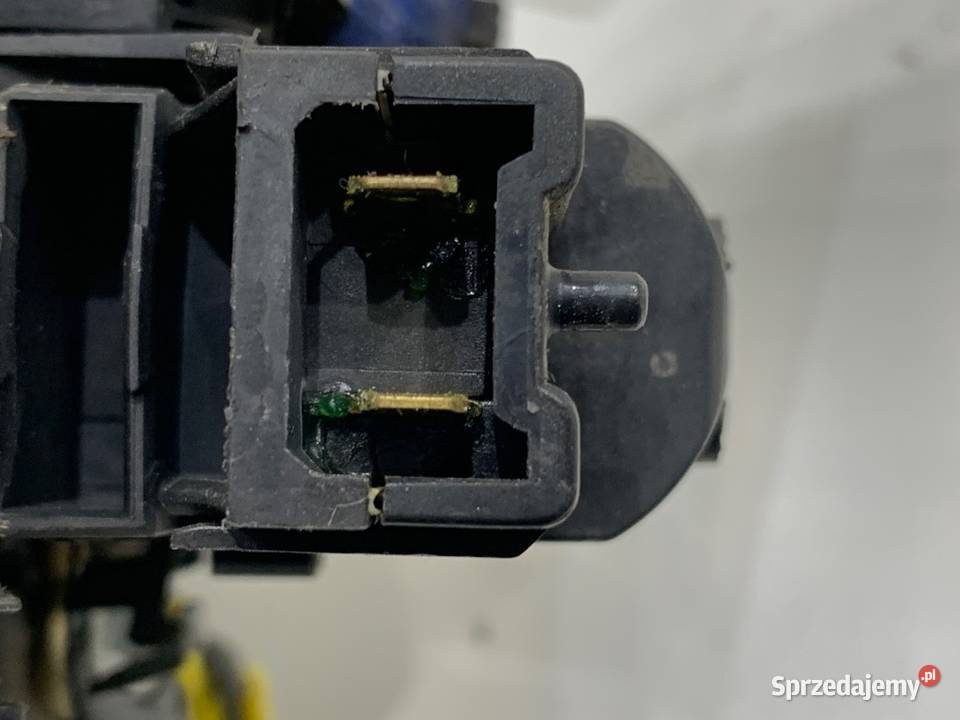 ZAMEK DRZWI PRAWY PRZÓD OPEL MOVANO A Bus Karoseria