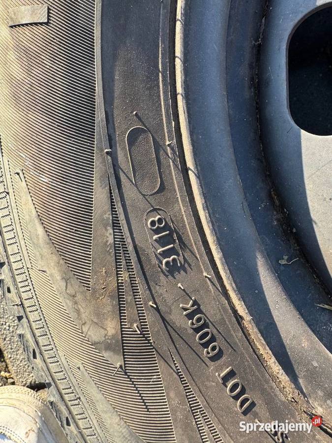Opony zimowe Nokian 18565 R15 z felgami Kozy