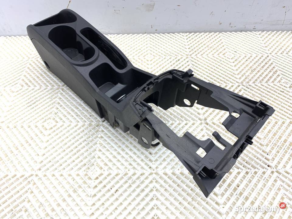 UCHWYT NA NAPOJE FORD ECOSPORT SUV KUBKI KUBKÓW