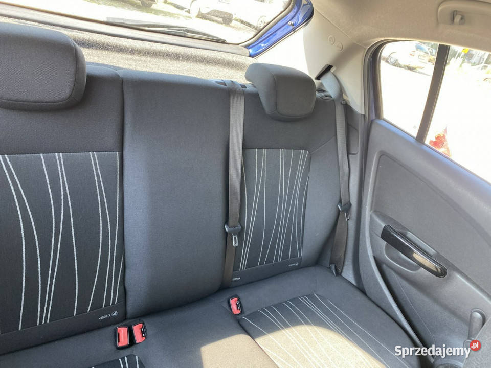 Opel Corsa 5 drzwi mocny silnik niezawodna niebieski