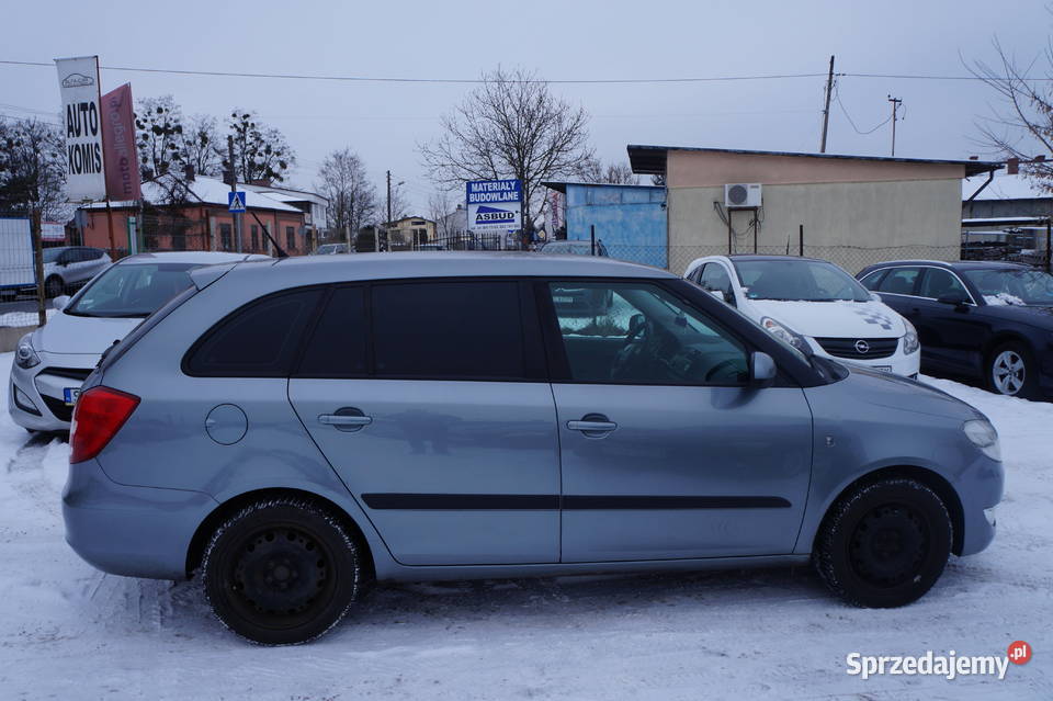 12 benzyna 105 Fabia Škoda Częstochowa