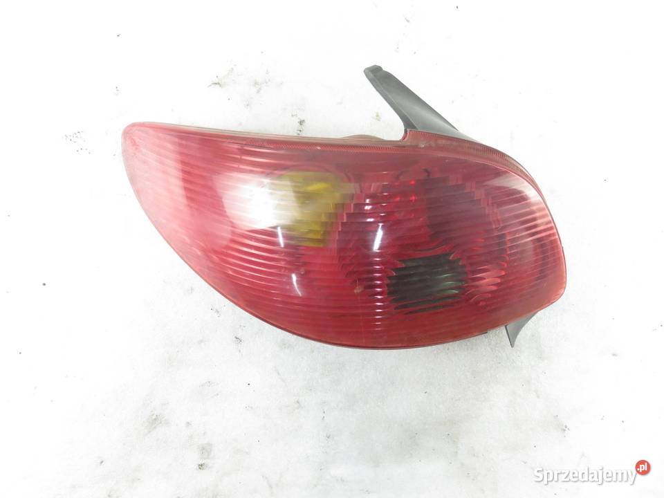 LAMPA LEWA TYLNA PEUGEOT 206