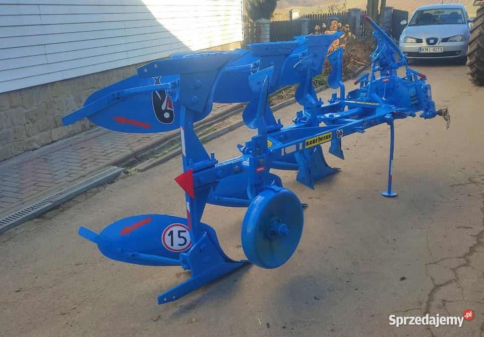 Pług 3 skibowy obrotowy rabe werk lekki model Maszyny uprawowe Mostek