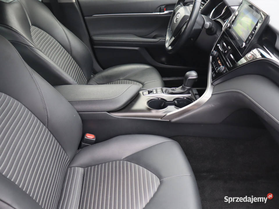 Toyota Camry 25 Hybrid Katowice