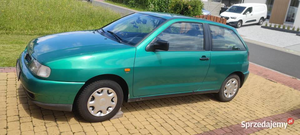 Sprzedam Seat Ibiza Polki salon 1 własciciel 7900km Ibiza Żory