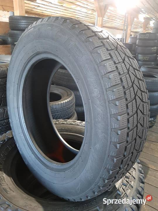 2x Opona UŻYWANA ZIMOWA 23565R17 FIREMAX 149 65 sprzedam