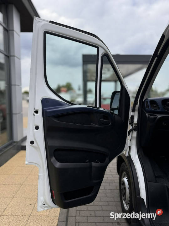 Iveco Daily 35S12 23 35120 L3H2 HiMatic Radom