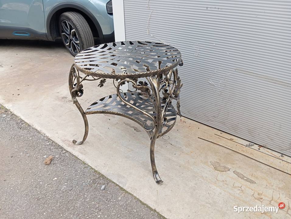 Stolik ogrodowy metalowy kuty Bilczyce sprzedam