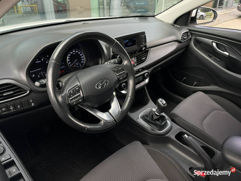 Hyundai i30 15DPI 110 Classic Wagon Salon Manual czujnik deszczu