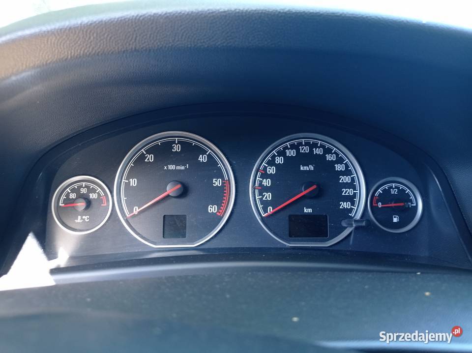Opel Vectra 19 CDTI 88 kW Kombi 2005 r dawca Szklarka Myślniewska