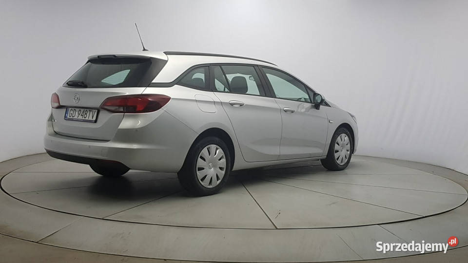 Opel Astra 16 CDTI Enjoy SS Z Polskiego Salonu Warszawa