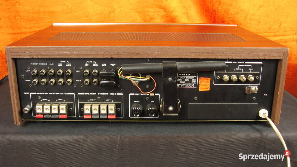 POTĘŻNY Sanyo DCX6000K AMPLITUNER Vintage dolnośląskie Świebodzice