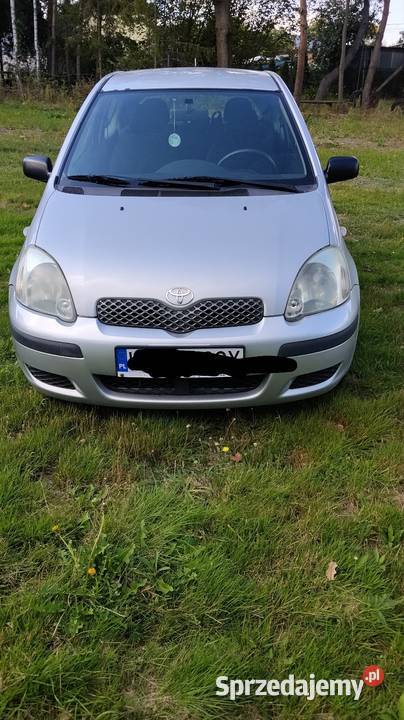 Sprzedam Toyota Yaris 10 produkcji 2005 kupiony w polskim salonie Yaris Warszawa
