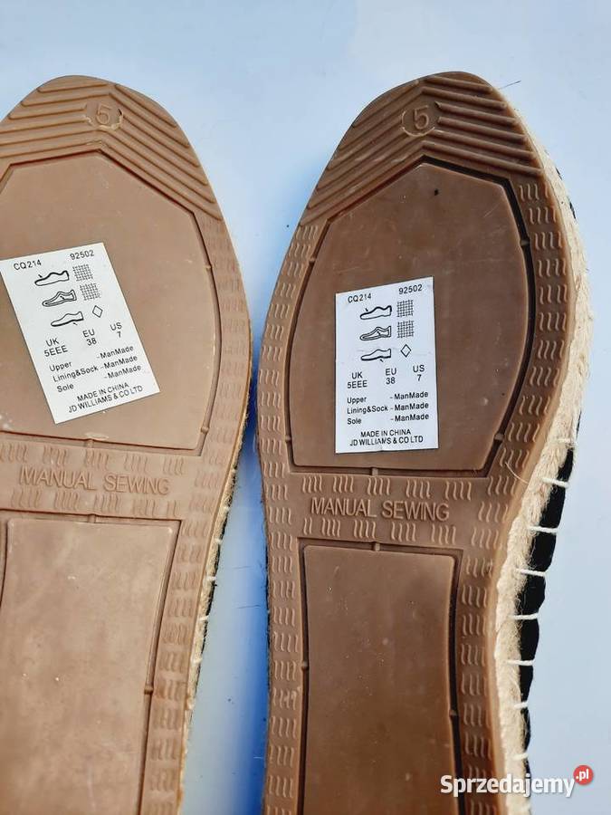 38 czarne espadryle JD Williams z defektem 24 Szczerbice