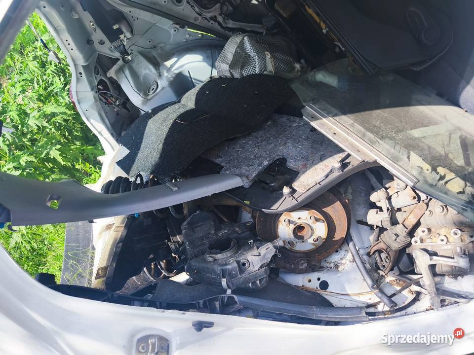 Toyota Yaris II 14 d4d pompa Rok produkcji 2008 lubelskie sprzedam