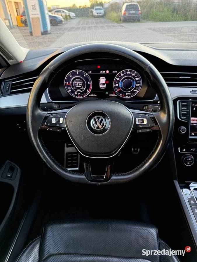 Passat b8 bitdi sedan r line biała perła 4 komputer pokładowy pomorskie Rokitnica