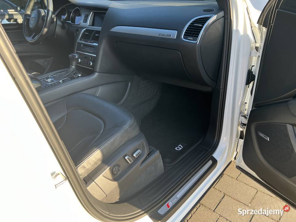 Sprzedam zamienię Audi Q7 30 TFSI 333 2 x sline isofix Płock