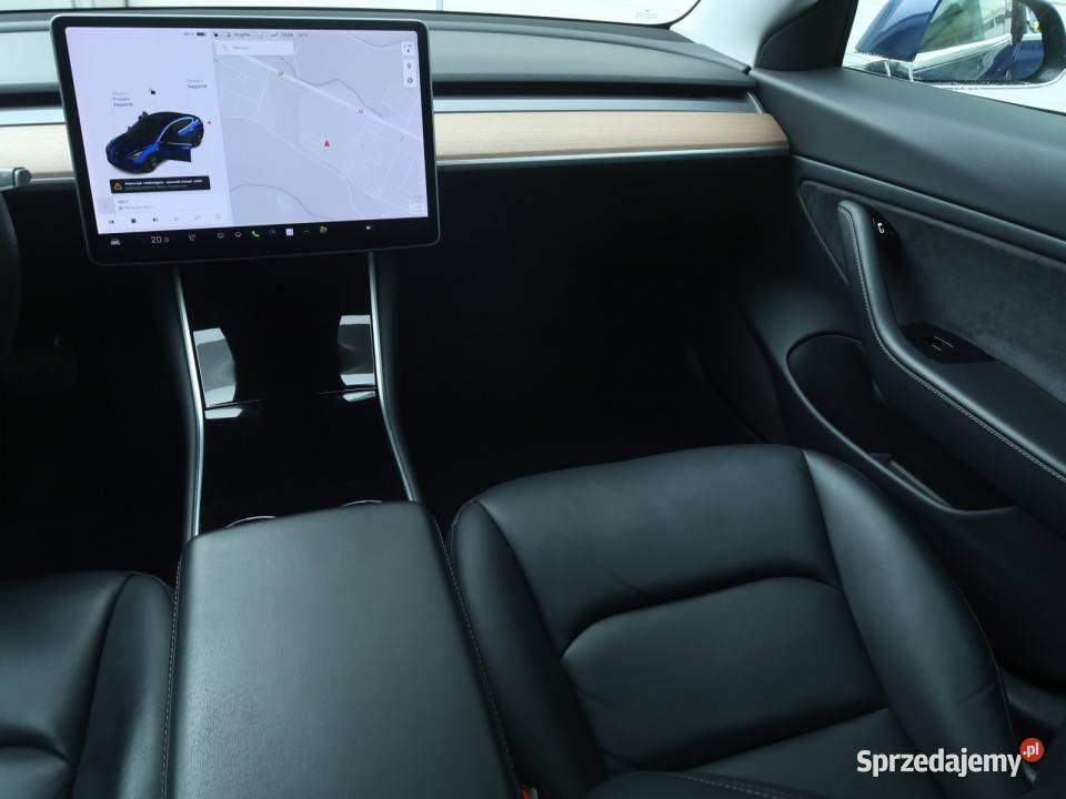 Tesla Model 3 Long Range 4WD 78kWh niebieski Model 3 Piaseczno