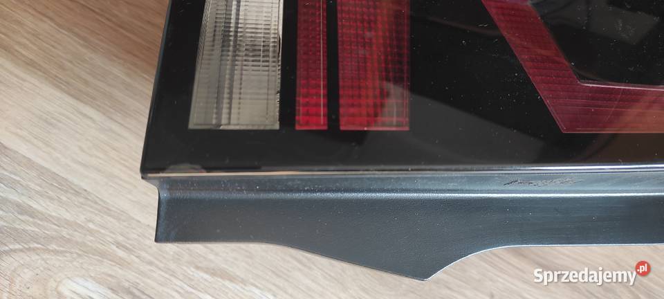 lampa tylna lewa VW up polift delikatnie Rybnik