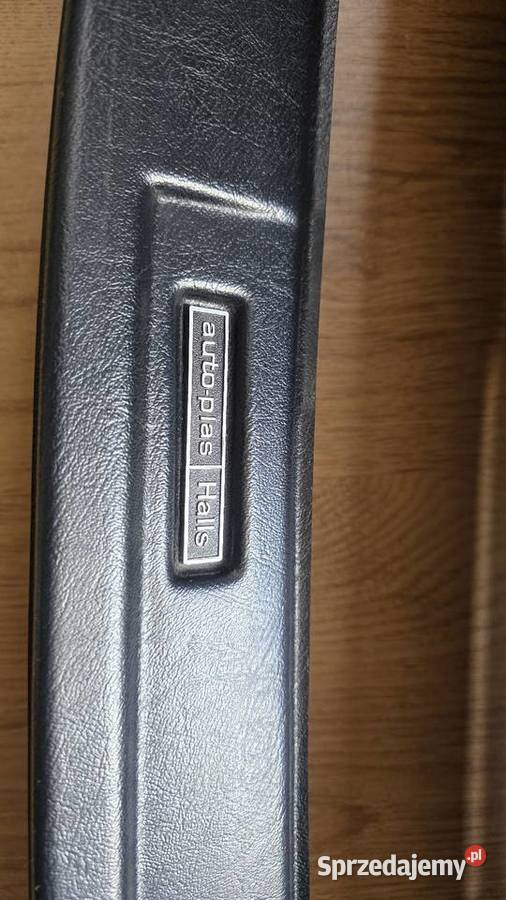 Żaluzja Louvre Audi 8090 B2