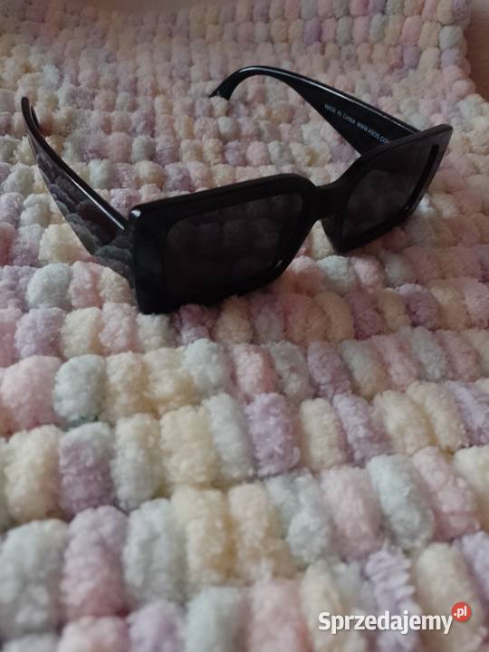 ASOSCzarne okulary przeciwsłoneczne w etui z Filtr UV-400 kat. 2 Kraków